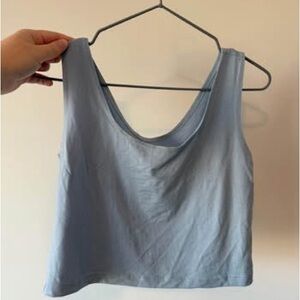 Simply Merino x JILLYBOX crop tops